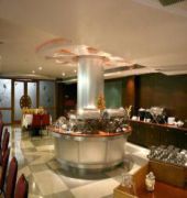 Hotel Maharaja Classic Inn , Хайдарабад Экстерьер фото